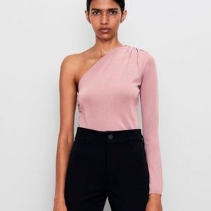 ZARA Asymmetrical One Sleeve Ruched Top Small✨